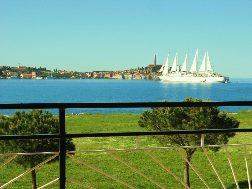 Stella Mare Apartments Rovinj Exteriör bild