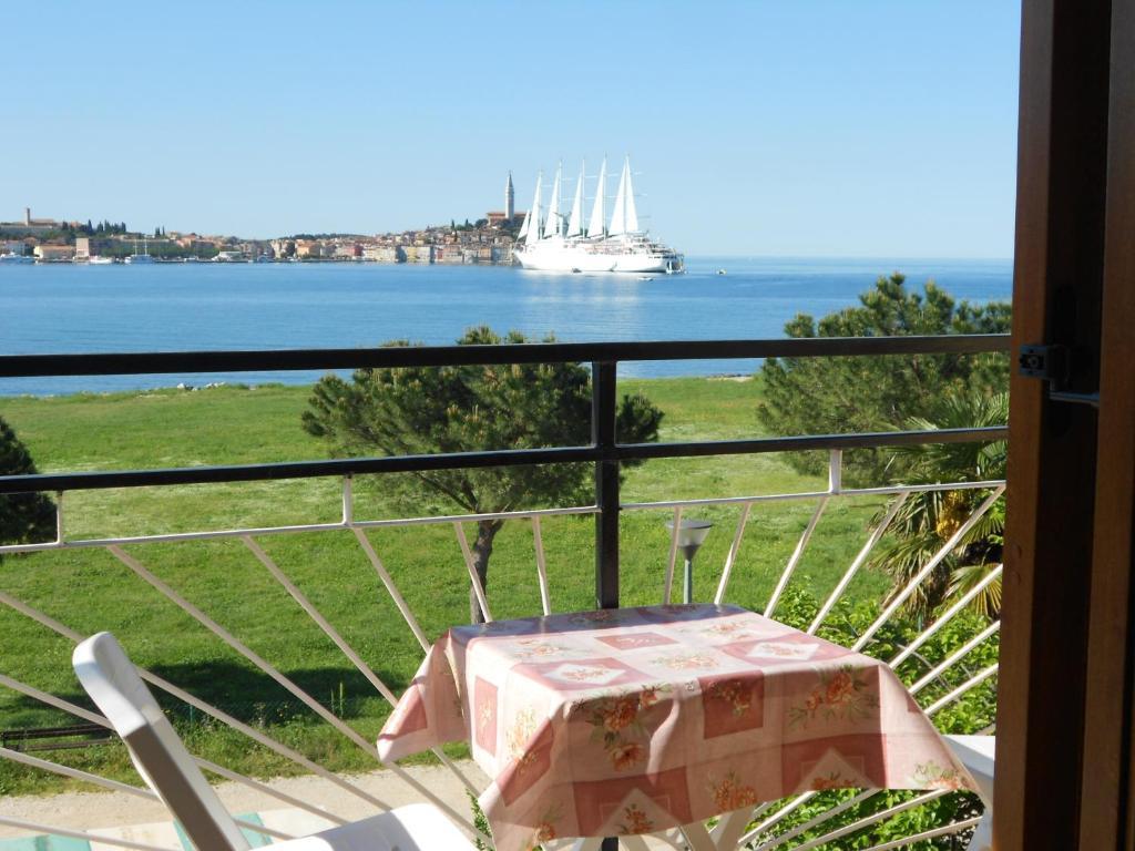 Stella Mare Apartments Rovinj Rum bild